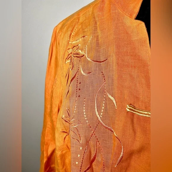 🧡Dean & White Mandarin, coral / embroidered button down linen top, 3/4 sleeves🧡 - Picture 3 of 10